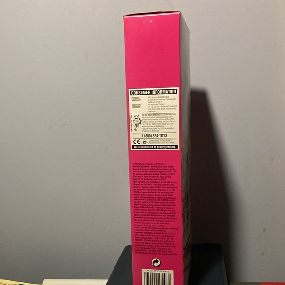 NRFB BARBIE at FAO, loves to shop, 1990’s Special Ed. Perfect box. $39 - Picture 7 of 7